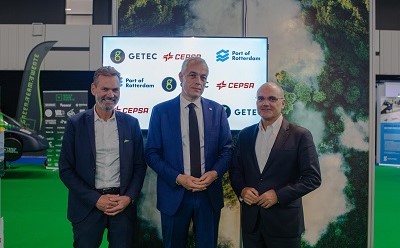 Thomas Schoepke, Business Development Director of GETEC; Edwin Van Espen, Director at the Port of Rotterdam and Carlos Barrasa, Director of Clean Energies at Cepsa